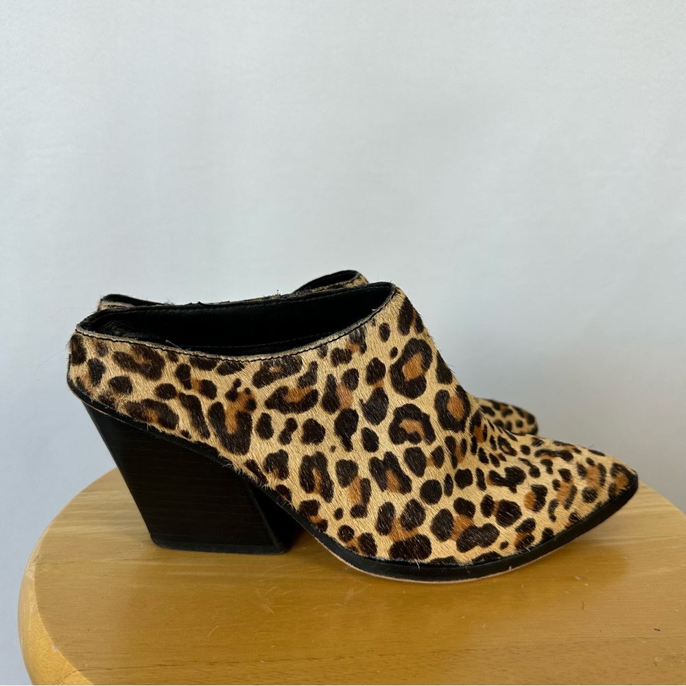 Dolce Vita Ira Leopard Print Blocked Heel - Picture 3 of 6